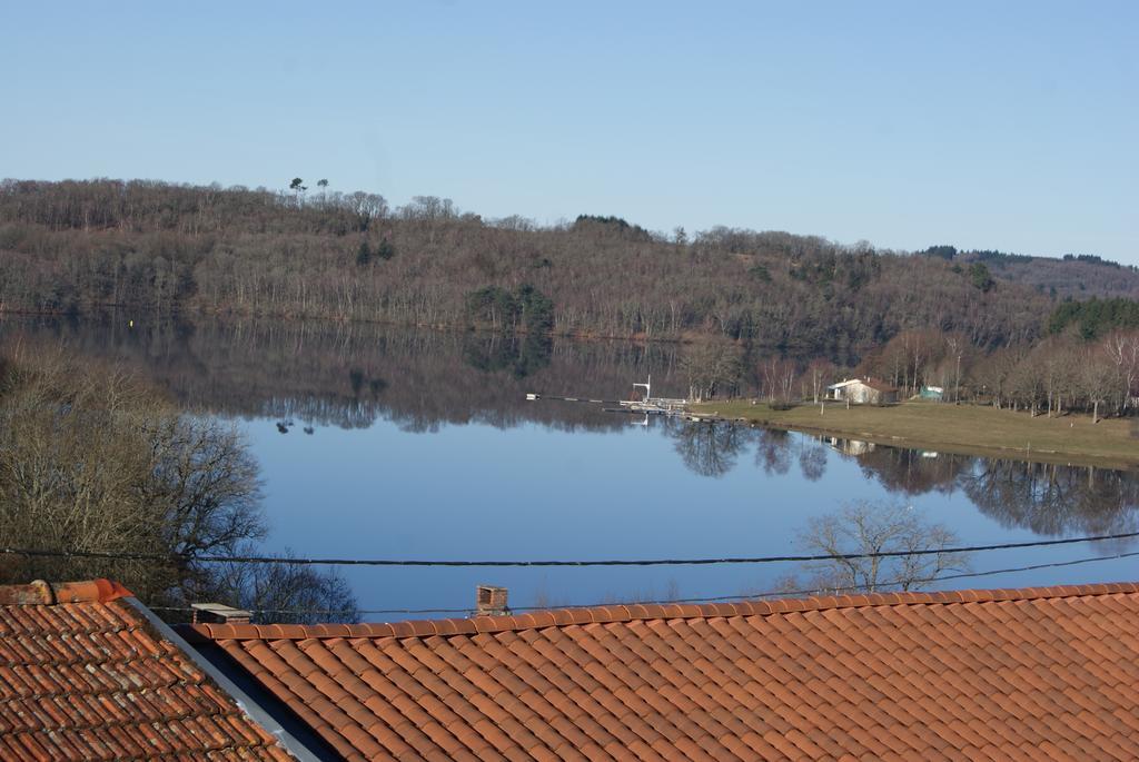 38 Friaudour Bed & Breakfast Saint-Pardoux-lʼOrtigier Rom bilde