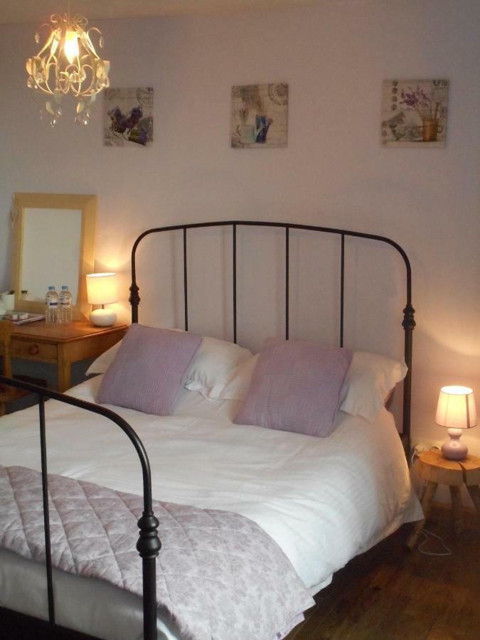 38 Friaudour Bed & Breakfast Saint-Pardoux-lʼOrtigier Eksteriør bilde