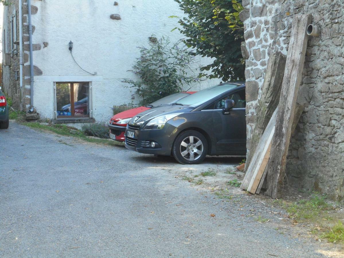 38 Friaudour Bed & Breakfast Saint-Pardoux-lʼOrtigier Eksteriør bilde